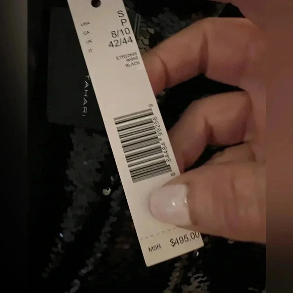 NWT-Elie Tahari -The Taylen Black Sequined Blazer
USA Size Small- UK Size 8/10 - Picture 6 of 6